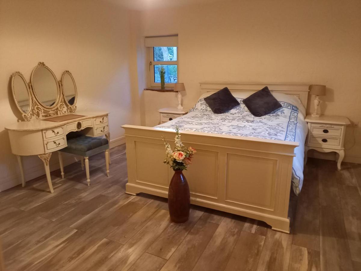 קיל איירן Mary'S Bespoke Cottage מראה חיצוני תמונה