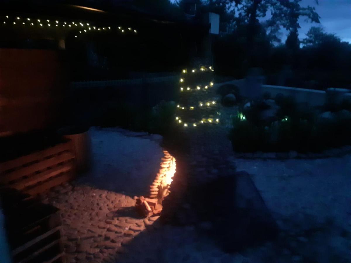 קיל איירן Mary'S Bespoke Cottage מראה חיצוני תמונה
